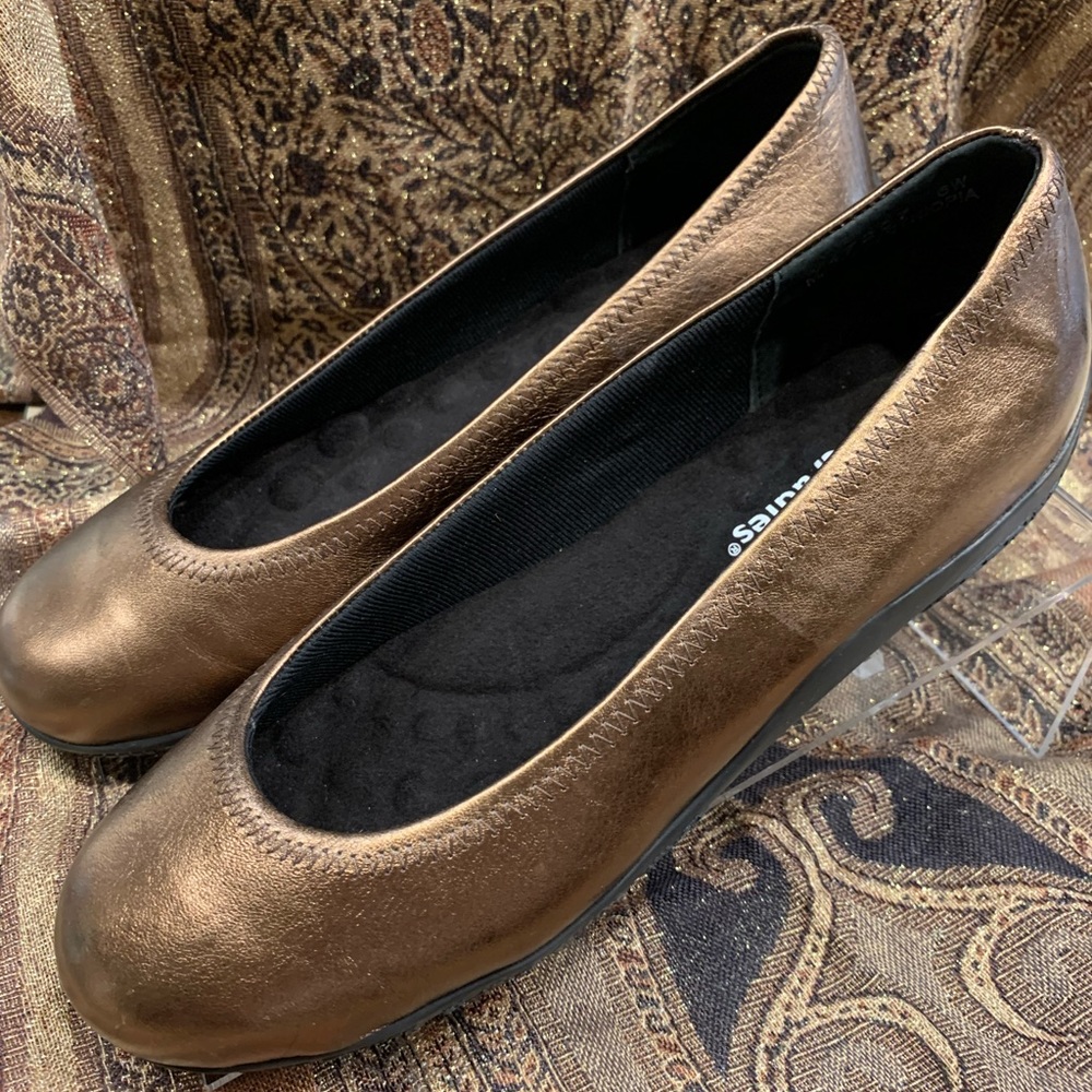 🍁Casual Metallic Flats🍁